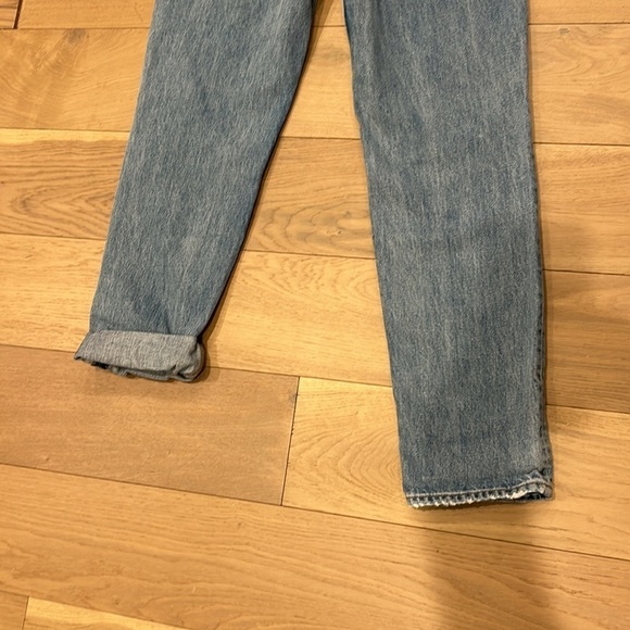 Aritzia High Rise Loose Jeans Size 24 - Picture 11 of 11